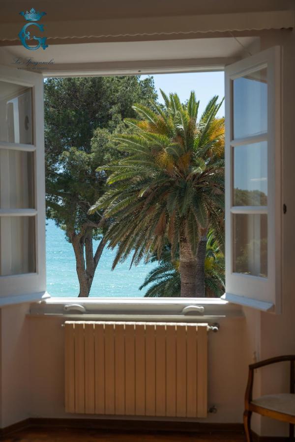 סאבונה La Spagnuola - Villa Cinquecentesca Sul Mare Con Parco Privato מראה חיצוני תמונה